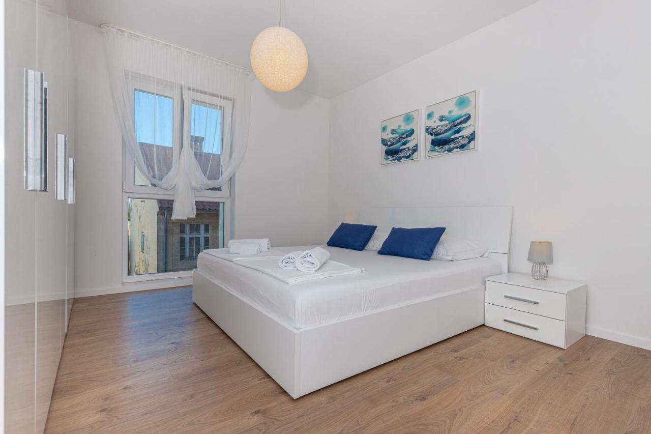 Apartment Vivien Crikvenica Zewnętrze zdjęcie