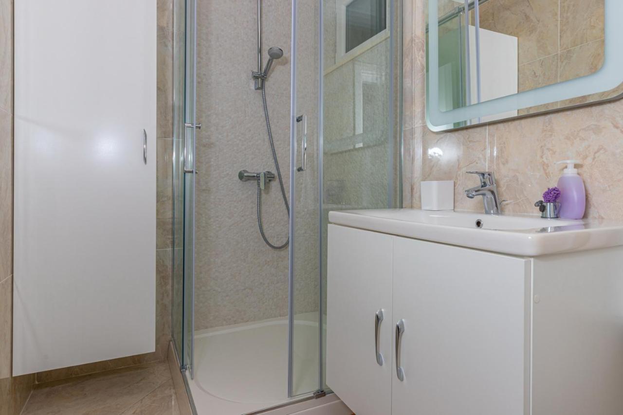 Apartment Vivien Crikvenica Zewnętrze zdjęcie